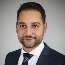 Christian Keck's Instagram, Twitter & Facebook