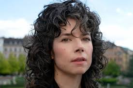 Hybrid) Joanna Walsh