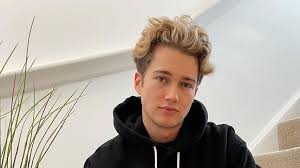 Aj pritchard's girlfriend abbie quinnen has been left with third degree burns after she was engulfed in fire when a social media video went badly wrong, it's claimed (image: I5iyokqauhda1m