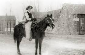 Horse coloring pages coloring sheets adult coloring cowboy pictures cowboy pics barrel racing horses diy crayons horse silhouette horse portrait. Continuing The Bridle Horse Tradition Horse Journals