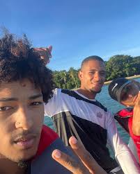 Anthony Linares (@07_linares) • Instagram photos and videos