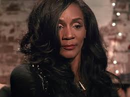Momma Dee's Instagram, Twitter & Facebook