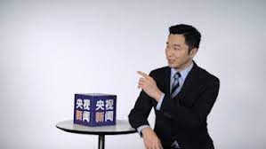 正常發揮 是個{不正常}的政論節目我們評論政治 更愛挖掘內幕我們監督時政 更愛嘲弄政客我們罵人不帶髒 糗人沒在怕犀利也好 幽默也罷難搞也行 有種最大我們的苛薄不太正常我們的尖酸直戳心臟 國內 國外 政治 社會誰敢不正常 我們就上膛正常發. çº¯è¯´æ®µå­ä¸¨ ç–«è‹—æŠ¤ç…§ å…¨çƒé€šè¡Œ æœ‰å¤šéš¾