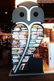 Pin By Saylan On R E F E R E N C E O W L S Creative Bookshelves Unique Bookshelves Bookshelves