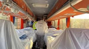 Faut les faire, ces faits divers ! Coronavirus Un Bus Medicalise Avec Huit Patients A Bord Fait Demi Tour