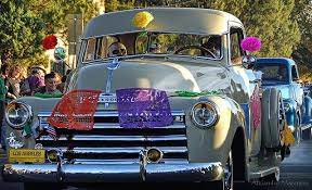 Dia De Los Muertos Parade Parades Car Put In Bay