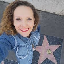 Eliza Ely's Instagram, Twitter & Facebook