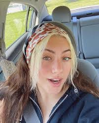 Alyssa Sines's Instagram, Twitter & Facebook