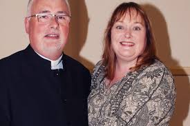 Canon Mark Hayden celebrates Silver Jubilee with family and friends