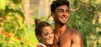 *login with your periscope username and password. Anissa Et Valentin Melaa Ils Se Font La Guerre Sur Twitter Star 24