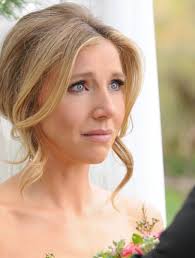 She is known for portraying elliot reid on the nbc/abc comedy series scrubs,. Pictures Photos Of Sarah Chalke Wedding Hair And Makeup Hair Beauty Hairstyle