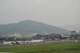 Lapangan terbang antarabangsa pulau pinang atau juga dikenali sebagai lapangan terbang antarabangsa bayan lepas (kod iata: Lapangan Terbang Antarabangsa Bayan Lepas Bayan Lepas Penang Malaysia Mapio Net