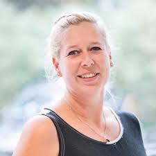 Suzanne Fredericks (@SuzFredericks)