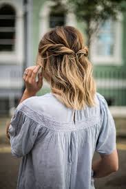 The main advantage of the layered men hair styles is that they create an impression of the full head of hair. 20 Best Prom Hairstyles For Short Hair 2020 Short Hair Models
