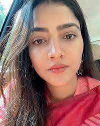 Suresh raina uploaded an adorable picture of his wife announcing a big news about them expecting their first child. Priyanka Raina Suresh Raina S Wife Wiki Height Age Family Biography More Wikibio