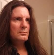 Mark Wahlberg has changed A LOT over the years! Check out this face morph!