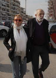 Check spelling or type a new query. Zwh Laskarh Otan Epiasa Ton Lykoyrezo Na Me Apata Zwh Iefimerida Gr