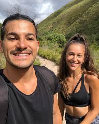 all the reasons to throw my hands up 🕺