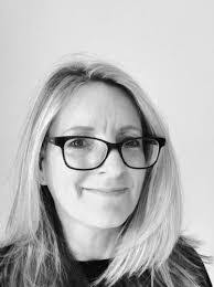 Catherine Thomson's Instagram, Twitter & Facebook