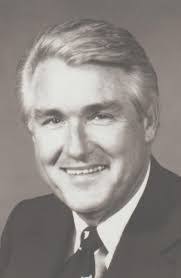 Lenora Carson's Instagram, Twitter & Facebook