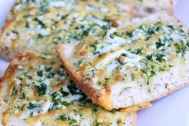 Aplikasi resep makanan sederhana yang berisi menu masakan harian ini hadir untuk anda untuk memberikan panduan resep masakan praktis serta cara memasak yang mudah untuk anda. Crusty Garlic Bread A La Pizza Hut