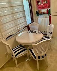 Masa modelleri klasik ve modern tasarımları ile her dekorasyon tarzına uygun! Kucuk Mutfak Masasi Yuvarlak Masa Sandalye Takimi 0 507 205 69 33