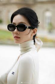 Millennium tour 2025 throwback accessories and fragrances