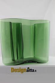 Aalto maljakko 120 mm vihreä, vanha vihreä, pohjassa konesigneeraus alvar aalto iittala. Iittala Aalto Aallon Designaitta Skandinaviadesign Savoy Iittala Iittalan Toikka