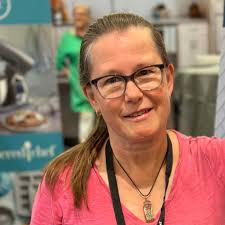 Debbie Partridge Consultant with the Pampered Chef