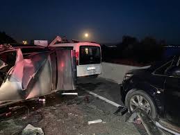 Jun 22, 2021 · balıkesir'de trafik kazası: Balikesir De Trafik Kazasi 2 Yarali