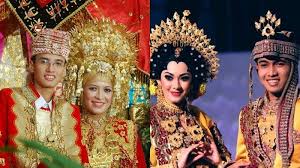 Baju adat melayu provinsi pakaian tradisional asli riau dinamakan pakaian melayu. Inilah 7 Adat Pernikahan Dengan Biaya Super Mahal Se Indonesia No Terakhir Bisa Mencapai 100 Juta Halaman All Sriwijaya Post