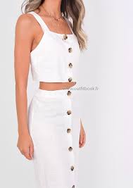 We did not find results for: White Linen Cropped Top With Buttons Outfitbook