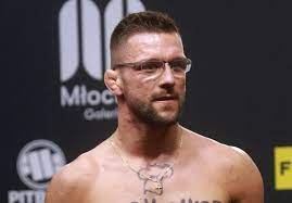 Maybe you would like to learn more about one of these? O Ktorej Godzinie Walczy Gamrot O Ktorej Walka Mateusza Gamrota Na Ufc 2020 Eska Pl