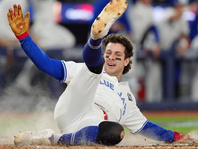 Blue Jays' Ernie Clement spotted at pub after World Series | Toronto Sun