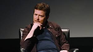 Michael j fox was born on june 9, 1961, in edmonton alberta. Darum Verheimlichte Michael J Fox Seine Parkinson Diagnose Promiflash De