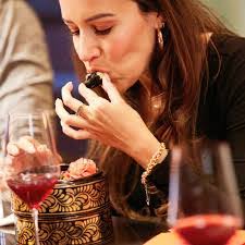 Maureen Schulze's Instagram, Twitter & Facebook