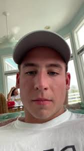 Andrew Sharpe (@andrewsharpe)