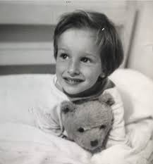 Anyone know what make Teddy is, he's 72 years old now, years ago he lost an  arm which I had replaced by a bear restorer, it's not exactly the same  length but