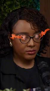 💥💣 ¡MAÑANA A LAS 12PM! NOS LLEGA UN TESTIMONIO MUY ESPECIAL CON LOS  PASTORES GEURIS & STHER TAVERAS.💞 Códigos por pila hay en este episodio,  así que atentos a esto. 👏 🔥 ¡