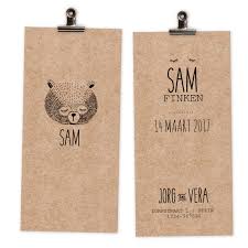 Het Geboortekaartje Sam Is Eenvoudig Hip En Lief Door Het Kraftpapier Krijgt Het Kaartje No Geboortekaartjes Jongen Geboortekaartjes Geboortekaartje Jongen