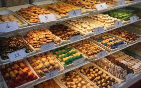 10 typical traditional italian national and local cookies, original recipes, pairing tips, and the most popular, famous and iconic these traditional italian christmas cookies were originally invented in siena. The Italian Bakery Explained A Guide To Every Cookie Pastry And Dessert Nj Com