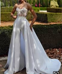 Jumpsuit damen overall langarm und carmenausschnitt und schnüren schwarz locker party. Weisse Braut Overall Mit Umhang Hochzeit Empfang Overall Etsy