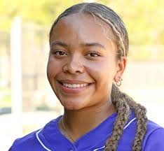 Battlefield softball defeats Osbourn Park in extra innings