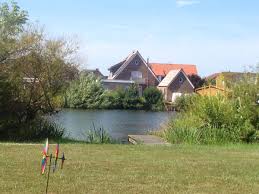 Norddeich (ostfriesisches platt nörddiek) ist ein stadtteil von norden (ostfriesland) mit 1.264 einwohnern (31. Ferienwohnung Haus Am Kleinen See Norddeich Herr Klaus Ranke
