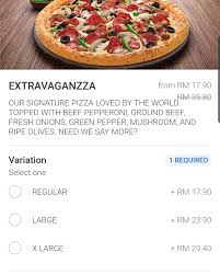 Świeża i gorąca pizza w 30min! So Food Panda 50 Dominos Pizza Promo Is Actually A Scam After Discount But When You Choose A Pizza You Have To Add In The Same Discounted Price Making It 100 Again Malaysia