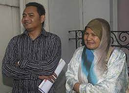 Born 11 january 1979) is a malaysian singer, songwriter, record producer, television presenter and businesswoman. Siti Nurhaliza Terima 7 Per 88 Bahagian Harta Pusaka Bapa Sensasi Selebriti
