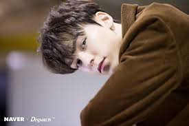His mother is american and his father is korean. Seventeen S Vernon To Rest From Activities Due To Health Concerns