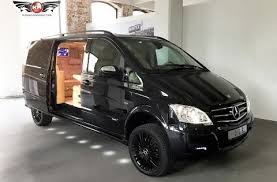Mercedes Benz Viano 3 5 V6 4x4 Vip Edition Luxury First Class Van Conversion Klassen Manufacture Youtu Mercedes Benz Viano Luxury Van Mercedes Benz Vito