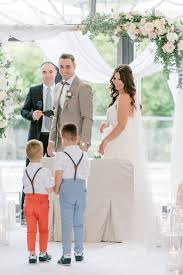 Traumhochzeit im grußwort liebes hochzeitspaar, so ein tag wie der ihrer hochzeit ist etwas einmaliges, an den sie sich ein. Flora Koln Eine Traumhochzeit Wie Im Marchenschloss Eleganz Pur Hochzeiten Farben
