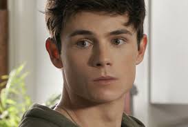 Mi vida con los chicos Walter Temporada 2: final explicado de la serie de  Netflix My Life with the Walter Boys Season 2